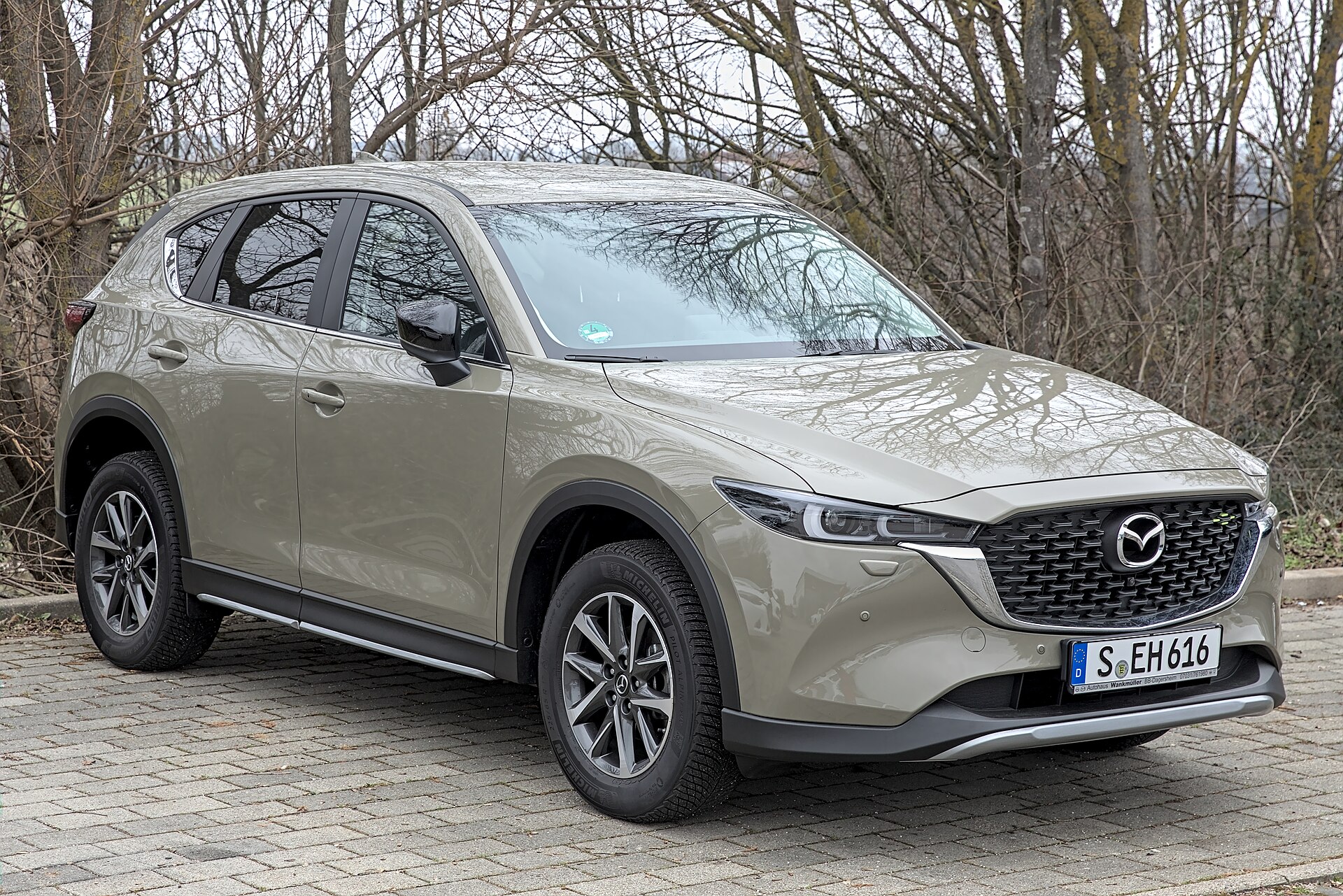 Mazda CX-5 vs Hyundai Tucson: Compact SUV Face-Off for 2026 Shoppers