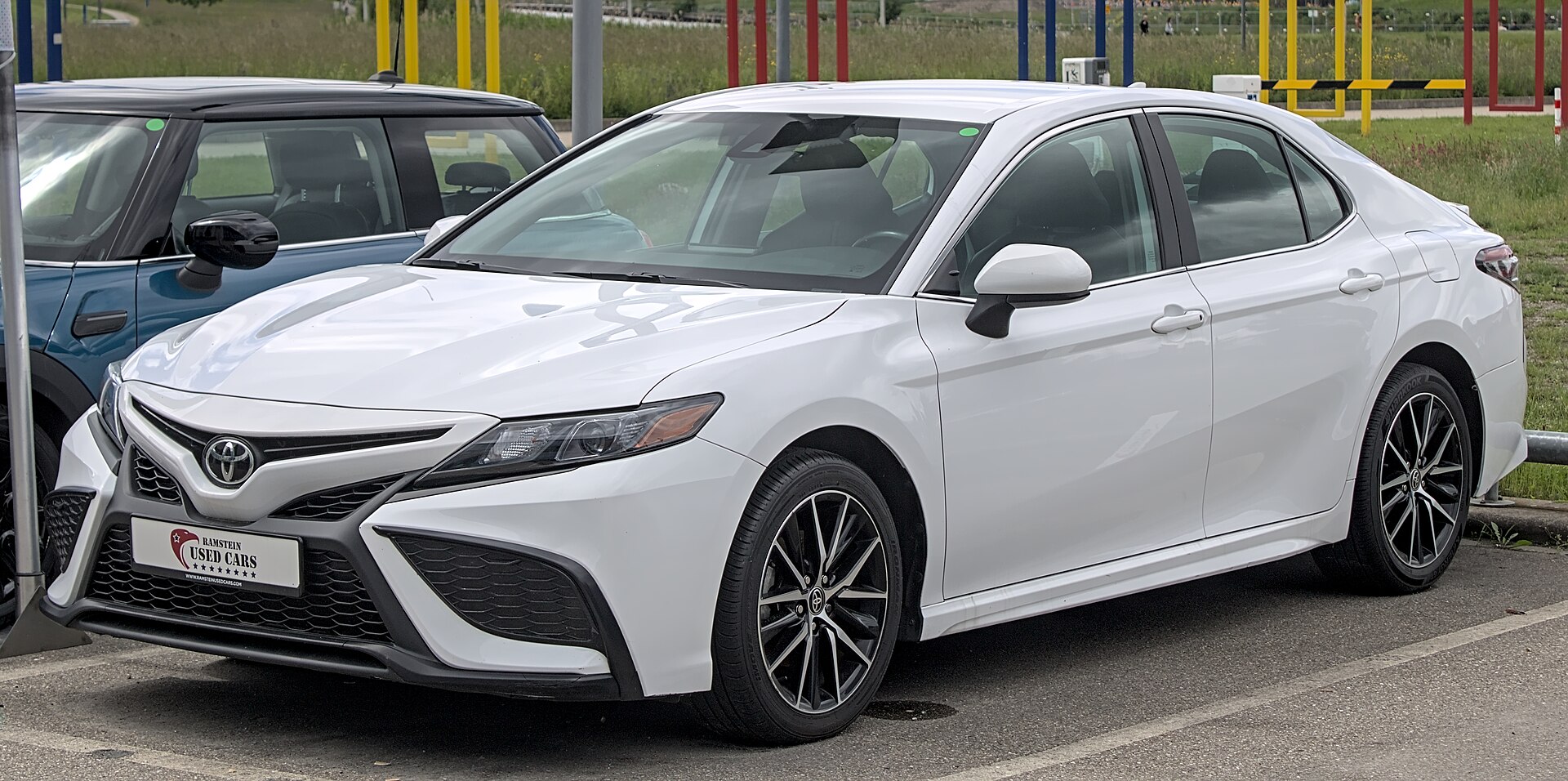 Toyota Camry vs Honda Accord: Used Midsize Sedan Face-Off for 2026 Buyers